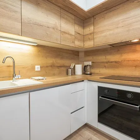 דירה 3-bedroom Sea View - Balcony, Elevator - Spinut,