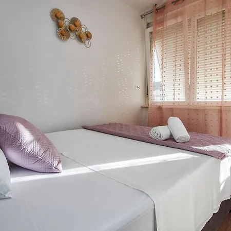 3-bedroom Sea View - Balcony, Elevator - Spinut, Apartment